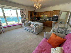 2 Bed in Tenby 82979